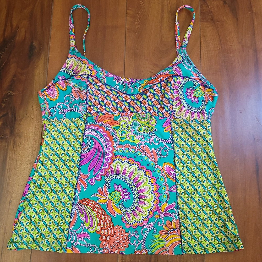 Like New Trina Turk Size M/7 Bright Floral Paisley Tankini Top